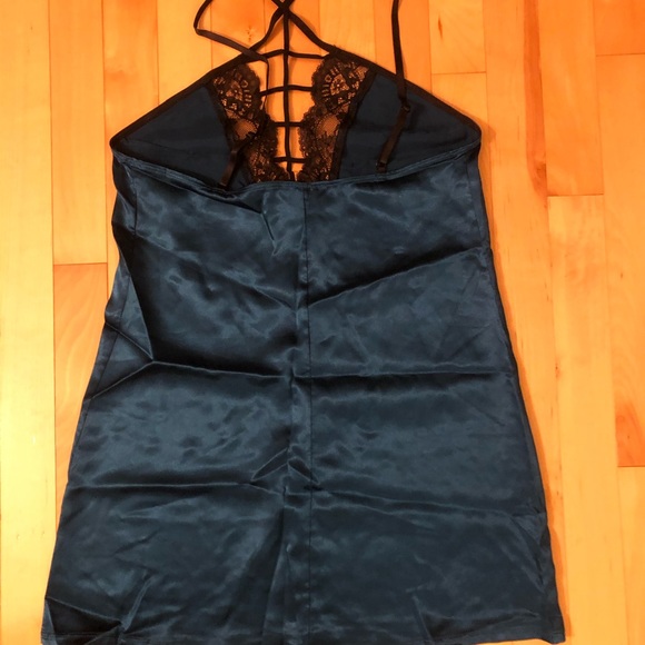 LeSenza NEW sleepwear/lingerie - Picture 2 of 3